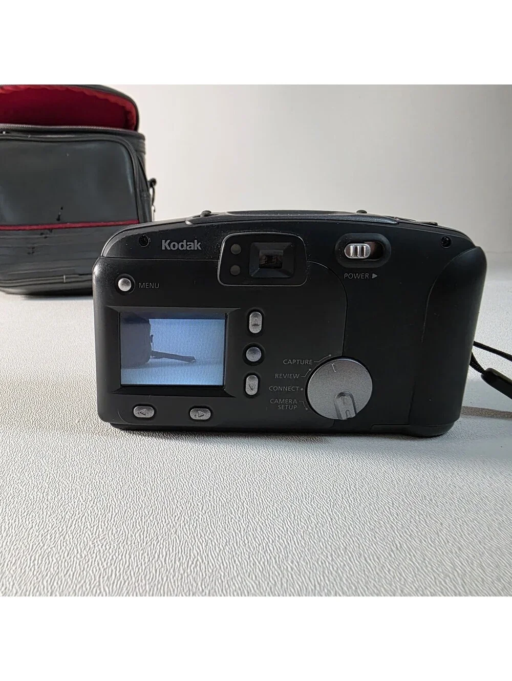 Kodak DC 280 2.0MP Zoom Digital Camera W/ Carry Case & Memory Card
